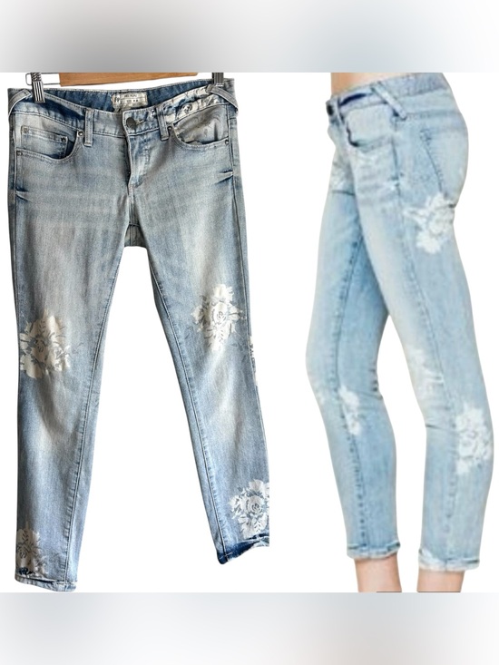 Free People Denim - Free People Magnolia Print Light Wash Skinny Ankle Jeans, size 26
